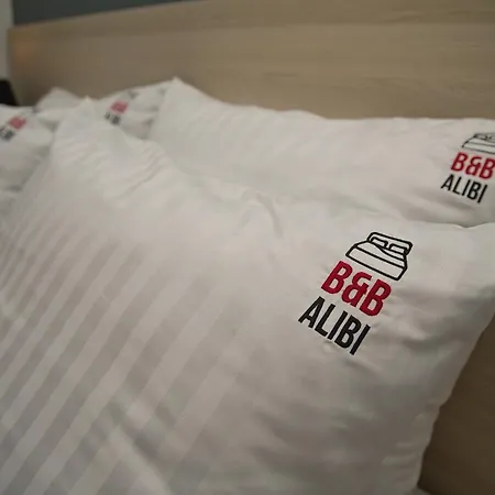 Hotel Alibi