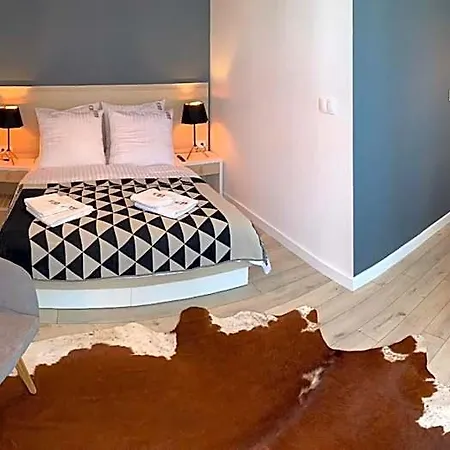 Alibi Hotel